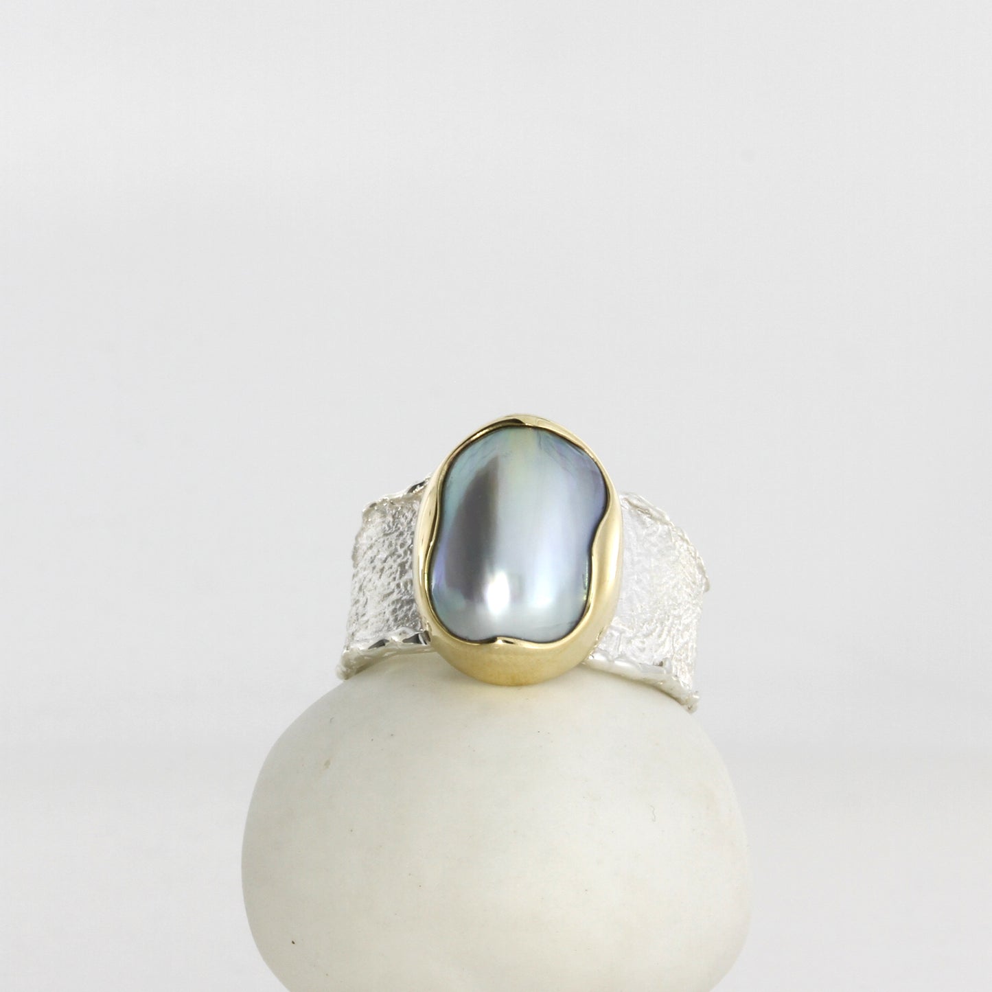 Abrolhos Mabe Pearl Ring