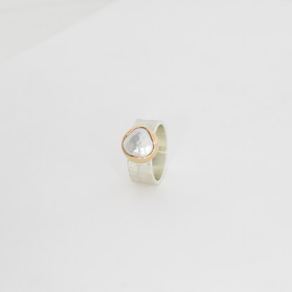 Freshwater Button Pearl Ring