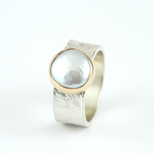 Freshwater Button Pearl Ring