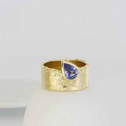 Ceylon Sapphire Ring